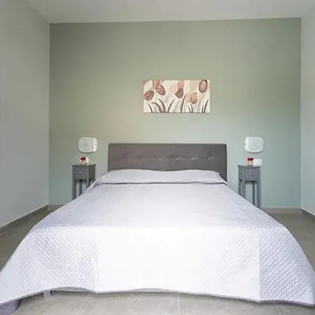 Casa Vacanze Parisi Alojamento de Acomodação e Pequeno-almoço Villaggio Mosè